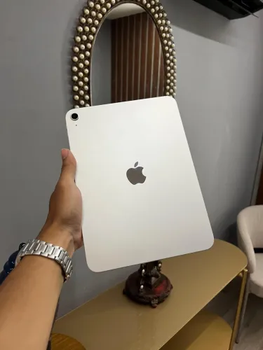 iPad 11 128gb prata garantia Apple até dezembro 