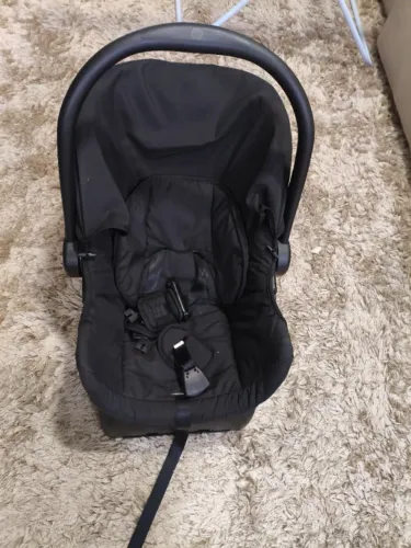 Bebê conforto com base e espelho intero