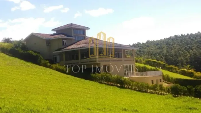 Casa de Condomínio com 7 Quartos à venda, 460m² - Vilagio Paraibuna