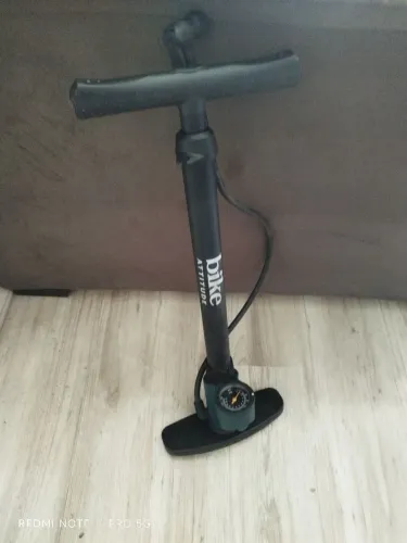 Bomba encher pneu de bike 