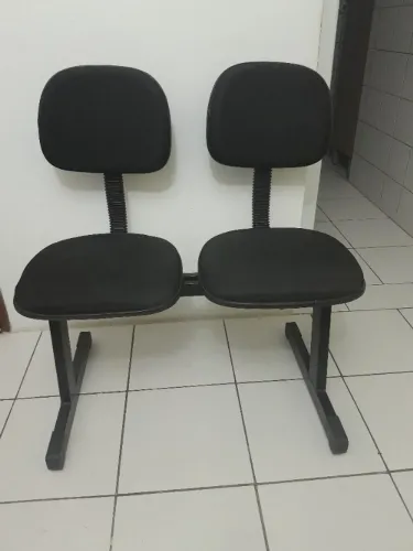 Cadeira Longarina 2 Lugares Preta