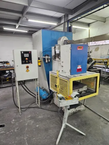PRENSA EXCÊNTRICA MSL - MODELO PEF/V45T-C - CAPACIDADE 45 TON - ANO 2014 - COM NR12