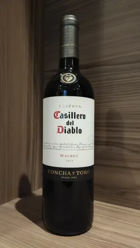 Vinho tinto Casillero Del Diablo Malbec 2021