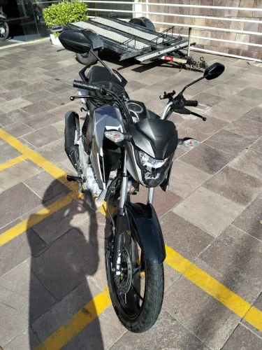 Vendo Fan 160 IMPECÁVEL para pessoas exigentes