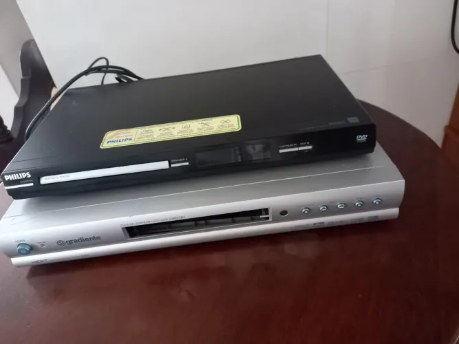 Aparelho de DVD e CD