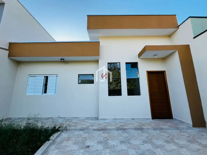 Casa com 2 dormitórios sendo 1 suite no Flamboyant em Pindamonhangaba.