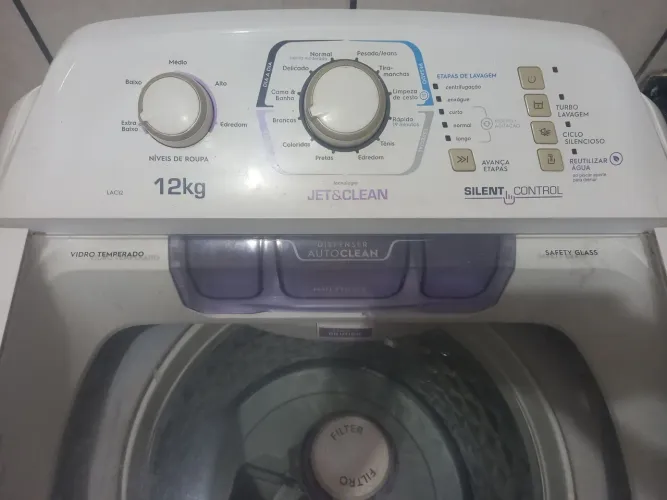 Máquina de Lavar 12kg da Electrolux Jet&Clean