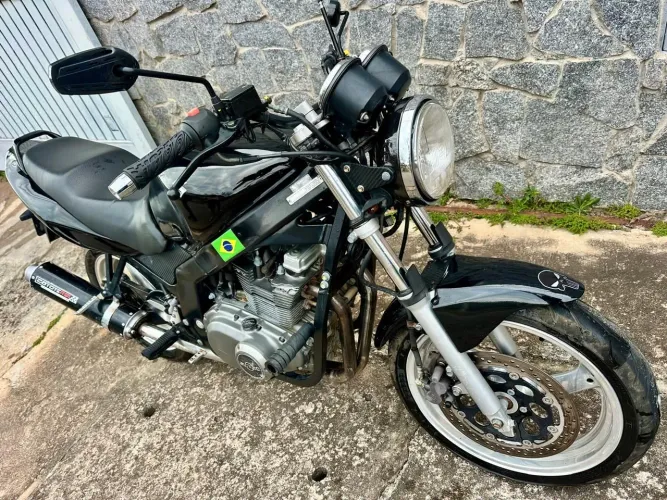 Suzuki GS 500cc 2008 Muito conservada