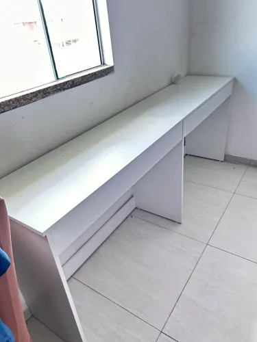 Mesa escrivaninha
