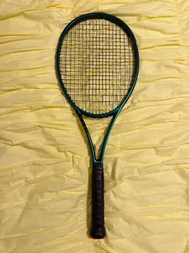 Wilson Blade V9 18x20 305g