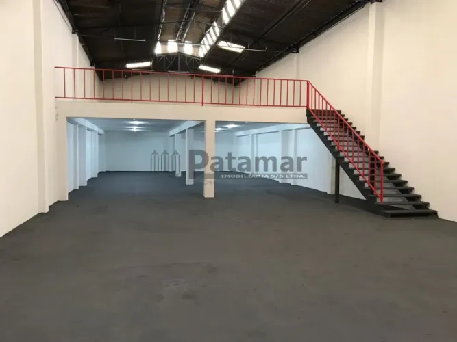 Imóvel Comercial à Venda - Ampla Área, 6 Salas, 4 Vagas