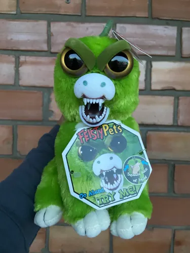 Estegossauro verde feisty pets pelúcia 