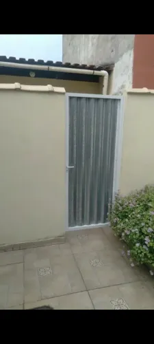 QUITINETE SILENCIOSA PRÓXIMO AO BARBUDO