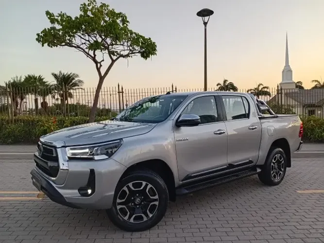 Toyota Hilux CD SRX 4X4 2.8 TDI 16V Diesel Aut. 2022