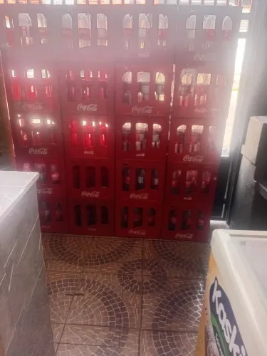 Caixas de coca retornável barriguda