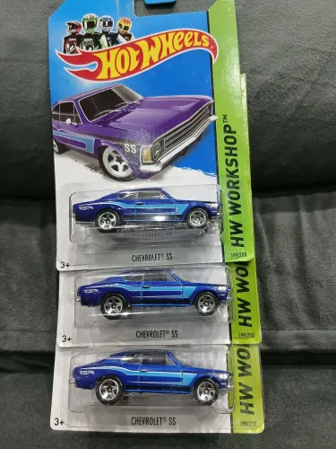 Coleção carrinhos Hotwheels e Maisto