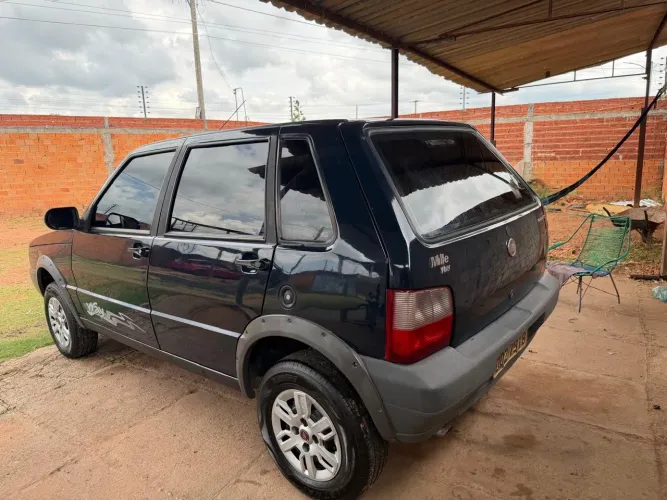 Fiat Uno Mille WAY Economy 1.0 F.flex 4P 2013