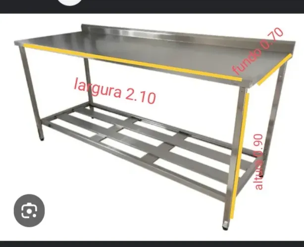 mesa em inox com descarte para lixo R$ 1.200,00