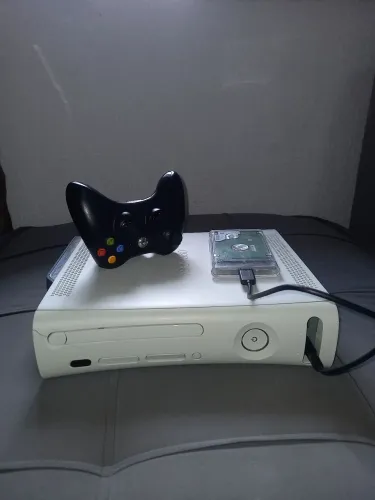 XBOX 360 FAT (DOIS DESBLOQUEIOS)