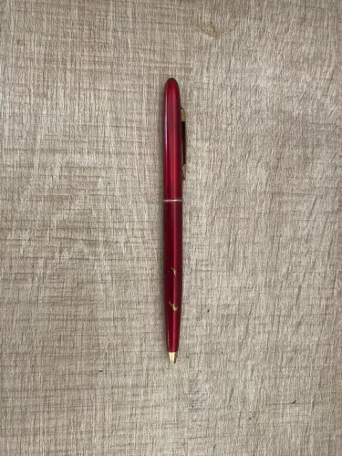 Caneta Vintage de Metal Vermelha - Leia o anúncio com muita atenção!