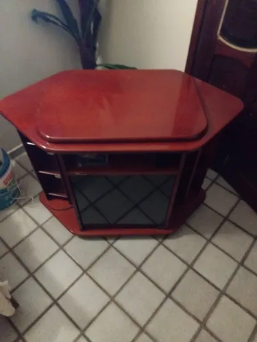 Vendo um rack para tv usado em ótimo estado.