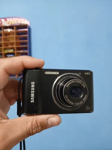 Câmera digital Samsung 14.2 mp st64