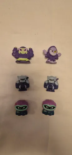 Bonecos Elo Monster