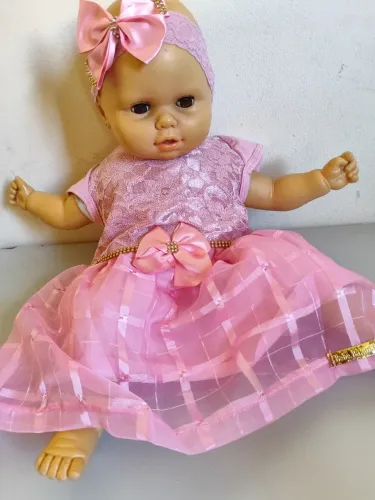 Boneca bebezinho estrela olhos castanhos
