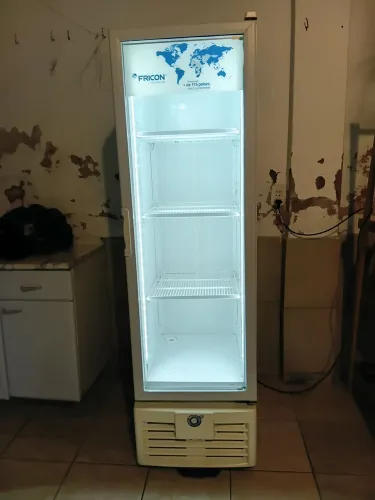 Freezer expositor