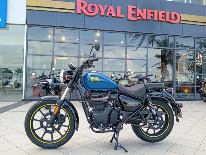 Royal Enfield METEOR 350 FIRE BLUE 2024. KM 1.500