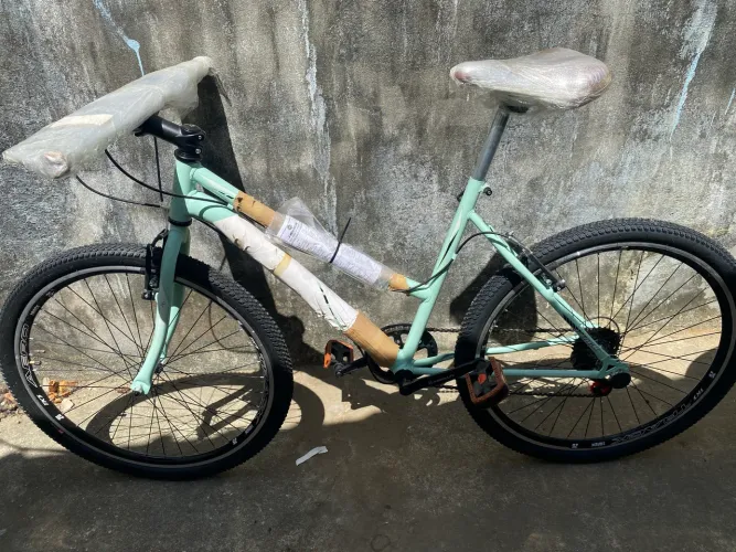 Duas Bicicletas Track Aro 26 (NOVA)