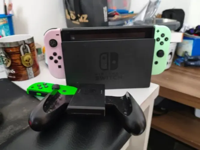 Nintendo Switch 32Gb + 3 jogos