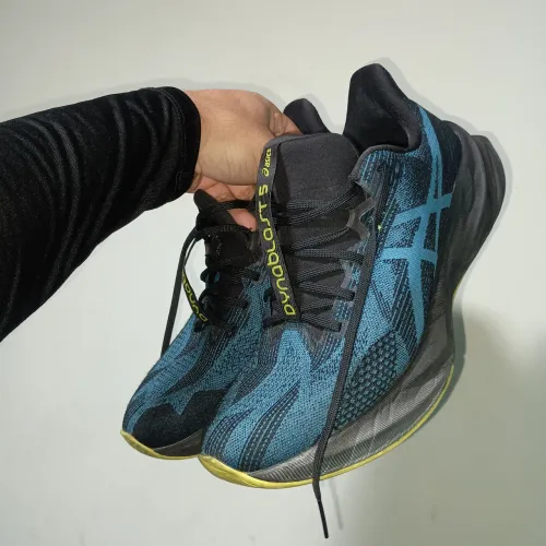ASICS DE CORRIDA FF BLAST+ 42