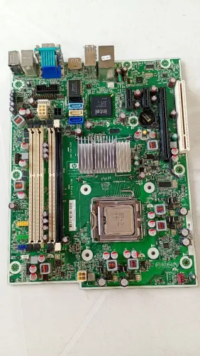 Placa-mãe HP com processador
