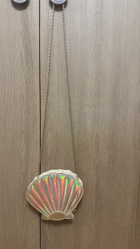 bolsa infantil dourada