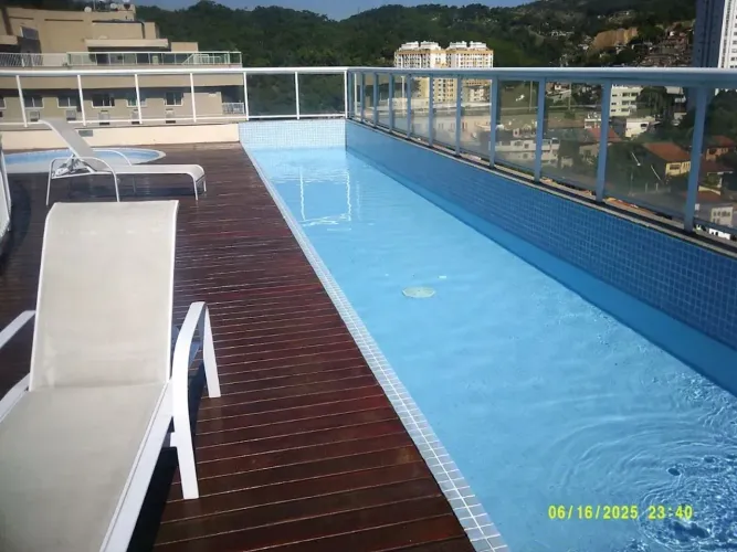 BS Imobiliária vende!!! Apartamento (73m² de Área Privativa):** * *Planta Excepcional: