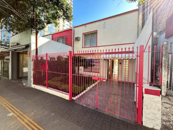 Sobrado Comercial VENDA de 167 m2 a/u com 5 salas, 3 banheiros, 1 vaga na Vila Clementino,