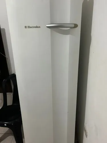 Freezer Electrolux 210 litros