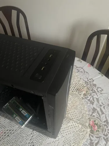Gabinete DT3 + Memória RAM DDR3