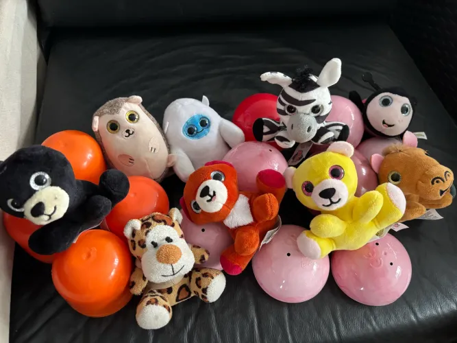 Coleção 9 Pelúcias olhinhos brilhantes 