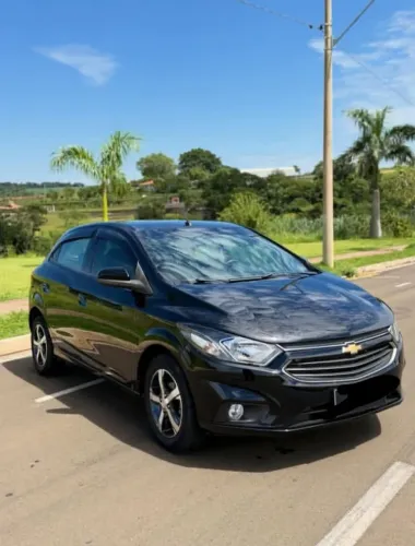 Chevrolet Onix Hatch LTZ 1.4 8V Flex Power Aut. 4P 2016
