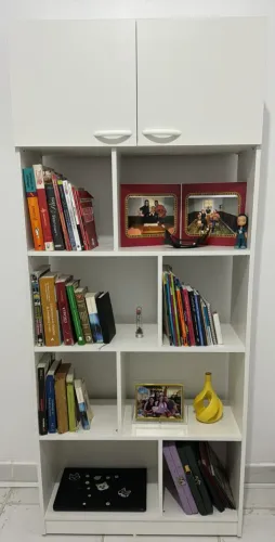 Estante expositora para livros