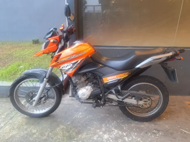 YAMAHA CROSSER 2014/2015