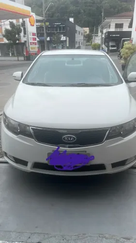 Kia Motors Cerato 1.6 16V Aut. 2013