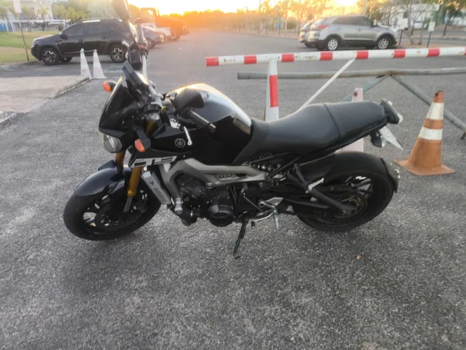 MT 09