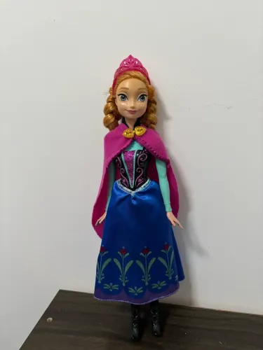 Boneca Ana Frozen