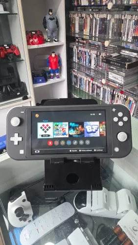 Nintendo Switch Lite D3sbl0qu34d0, aceito seu usado de entrada e cartões até 18x