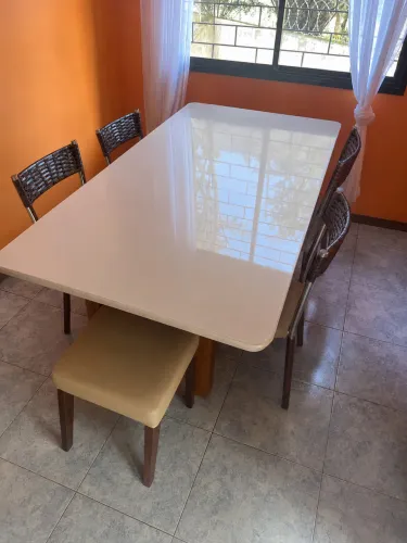 Mesa 6 lugares + cadeiras