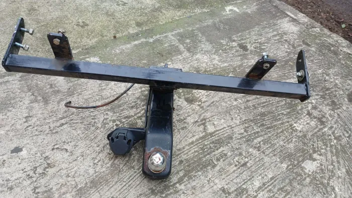 Vendo Engate para auto modelo até 2020. Valor $ 250,