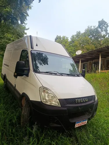 Iveco Daily Furgão 55-170 3.0 12m³ (dies.)(e5) 2013